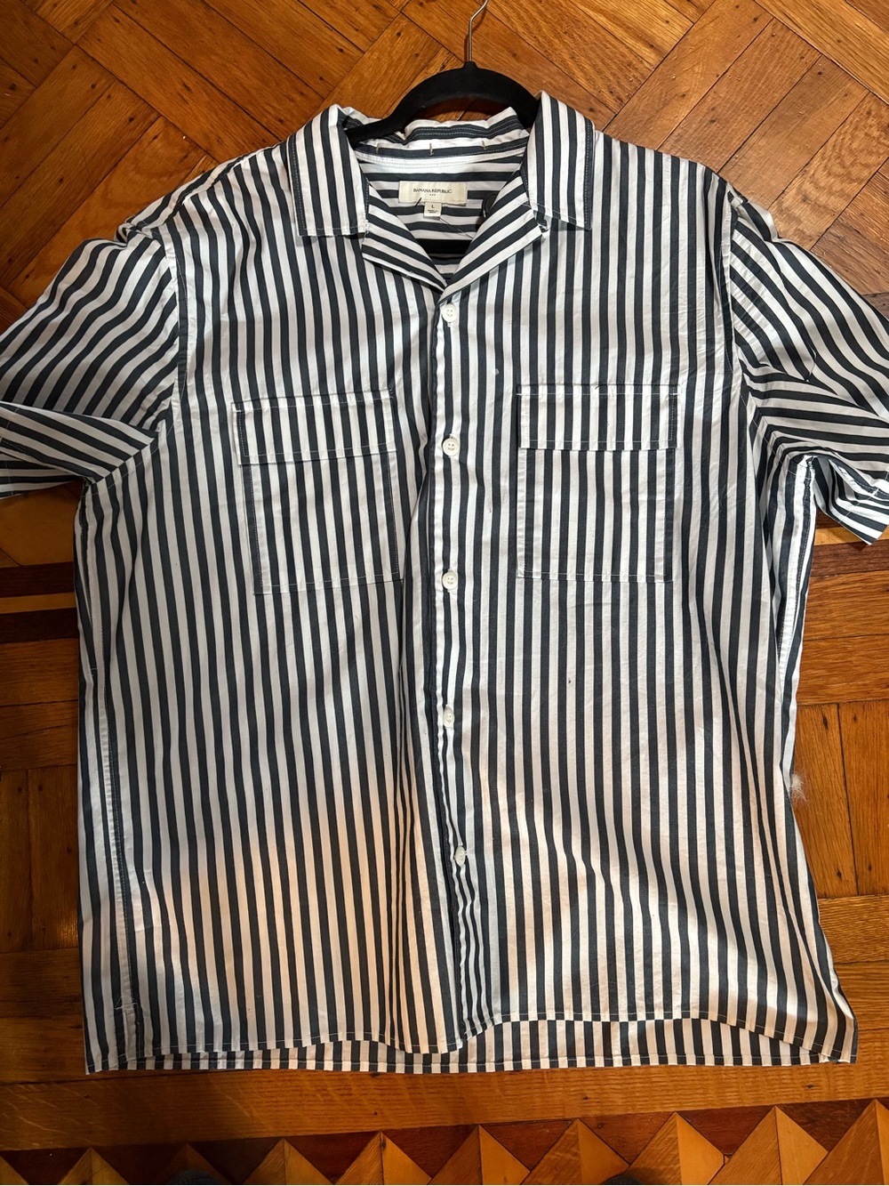 Banana Republic Navy Chalk Striped Short-Sleeve Shirt - L